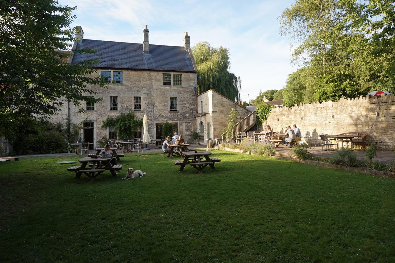 The Barge Inn Bradford-On-Avon Extérieur photo